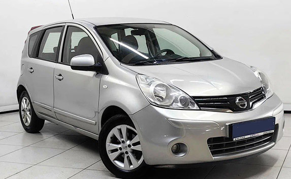 Nissan Note E12